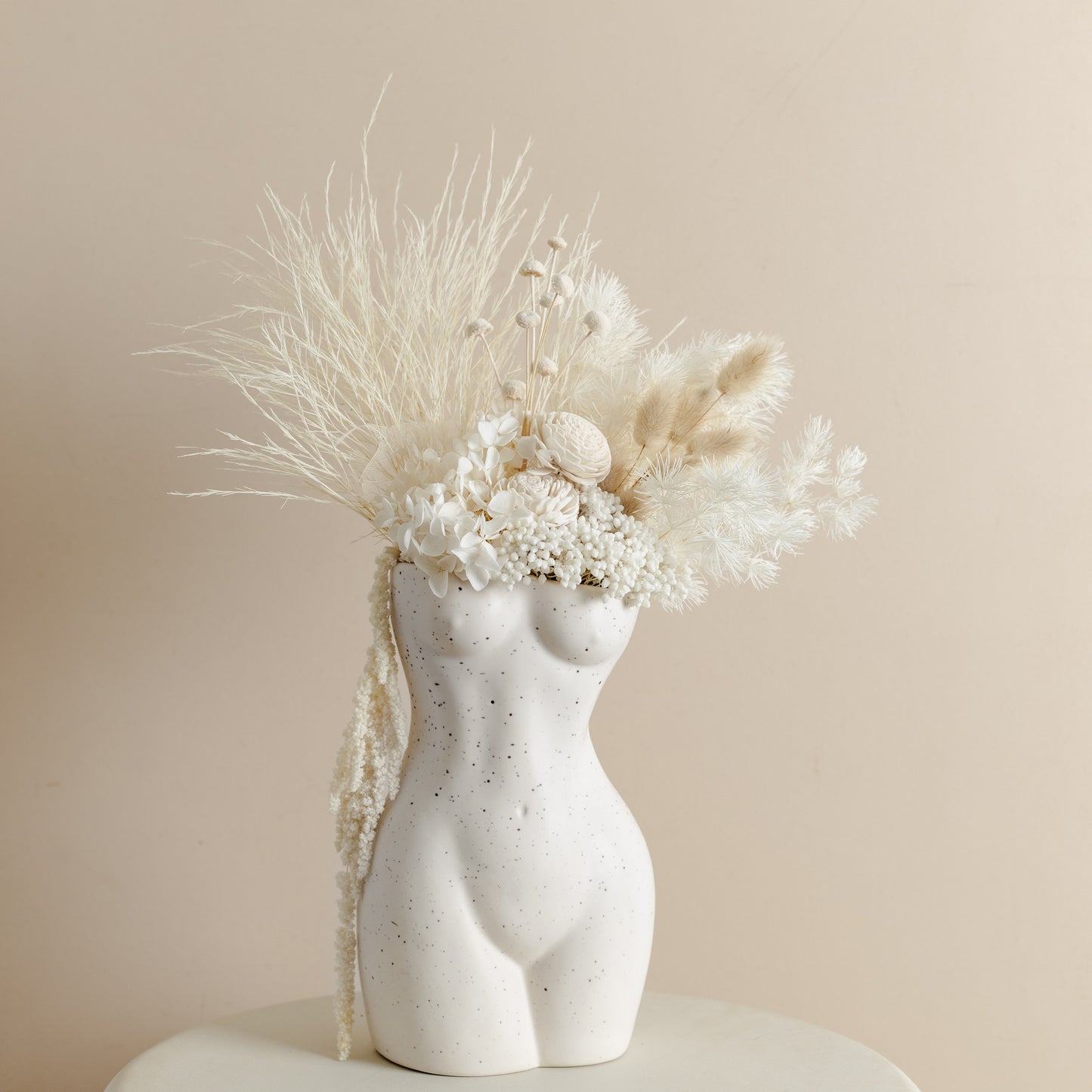 Reina Arrangement (Medium Lady Vessel)