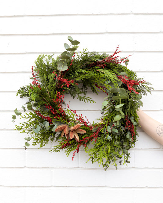 Christmas Wreath (fresh flower workshop)