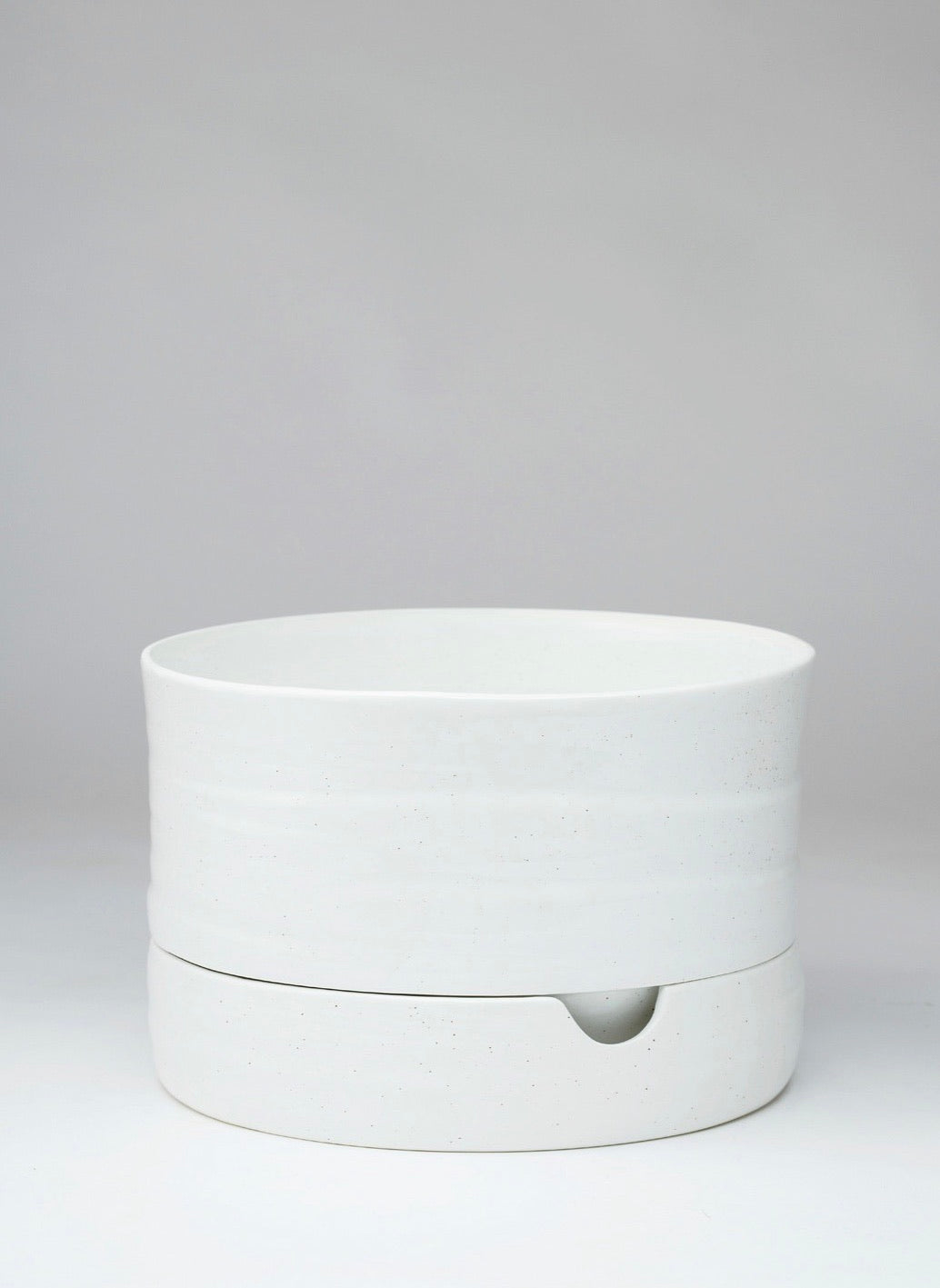 Self Watering Plant Pot Mid White Speckle (250mm Pot Size)