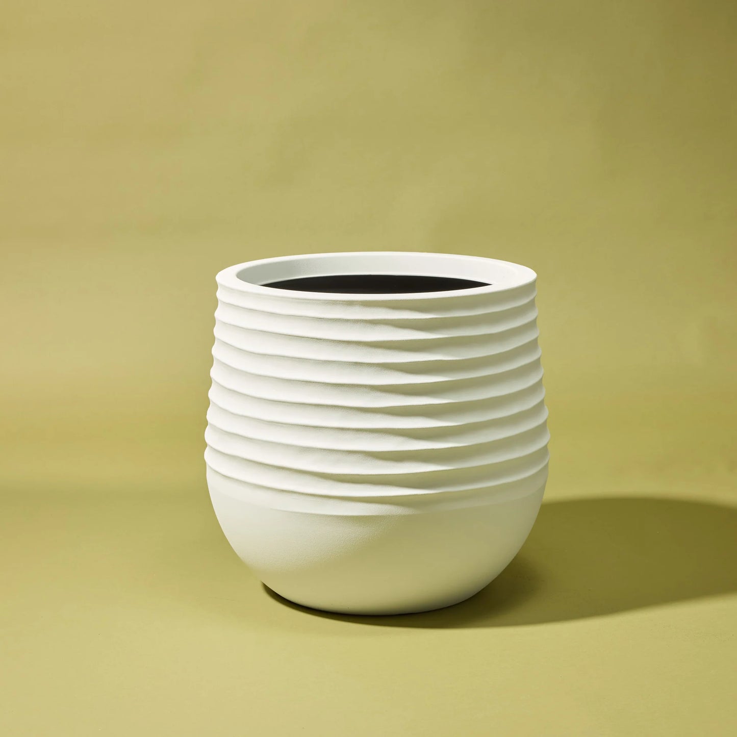 Ryker Pot (White)