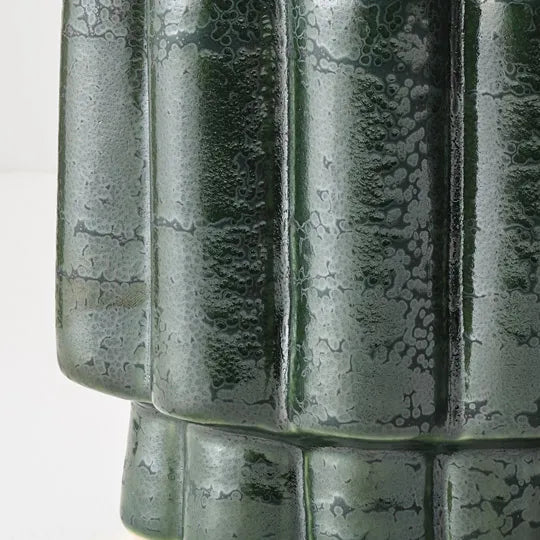 Gustel Pot, Pine (100mm Pot Size)