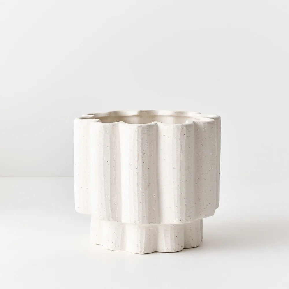 Gustel Pot, White (130mm Pot Size)