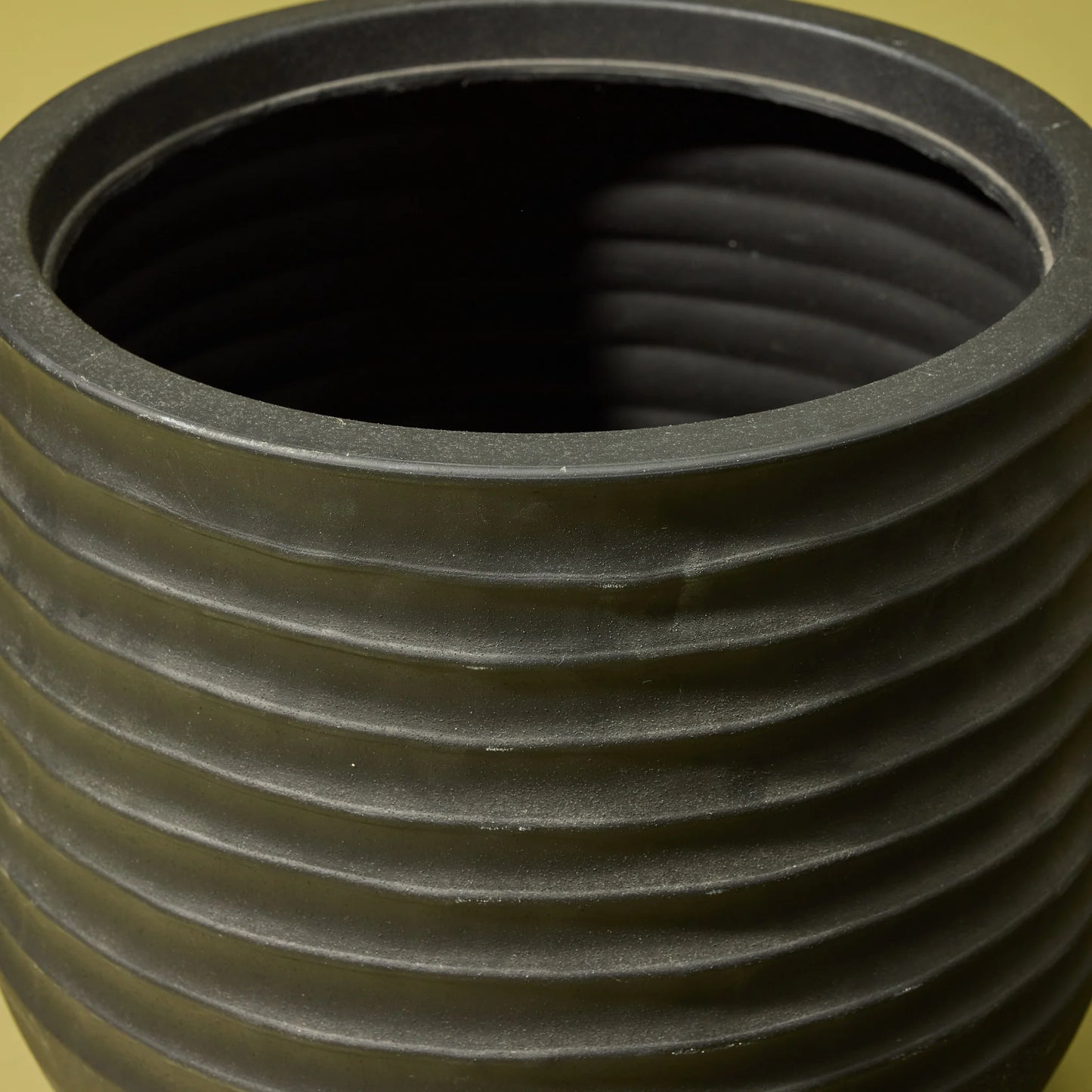 Ryker Pot (Black)
