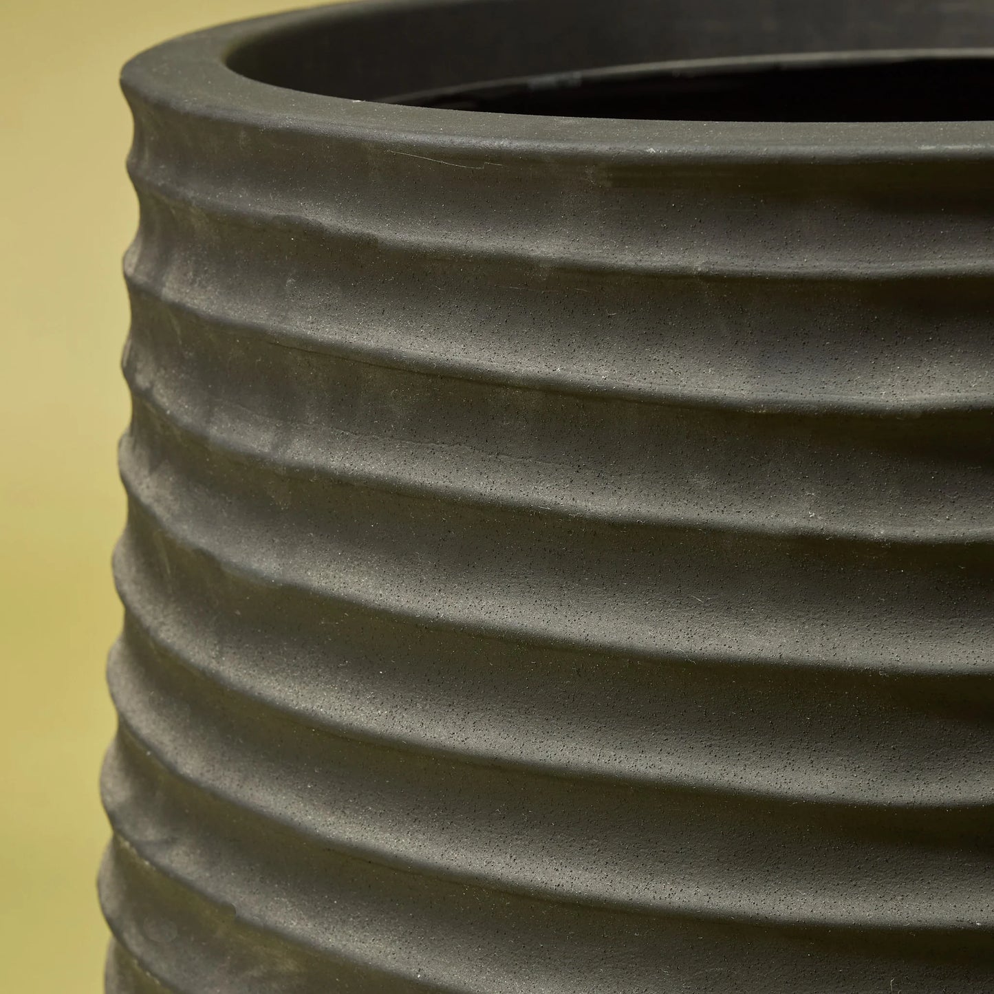 Ryker Pot (Black)